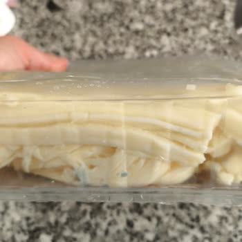 Kapalı Kutuda Küflü Peynir Şoku Ve İade Talebi