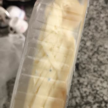 Kapalı Kutuda Küflü Peynir Şoku Ve İade Talebi