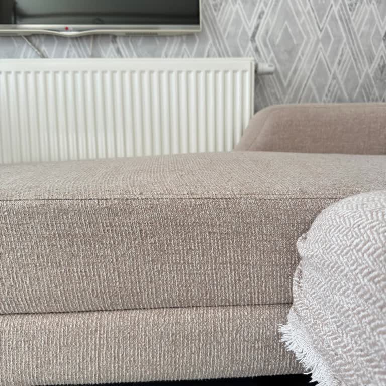 Vivense Anka Köşe Koltukta Çökme Sorunu Ve Uzayan Onarım Süreci