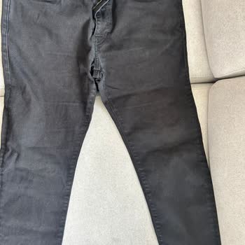 Mavi Pantolonun Kısa Sürede Solması Ve Değişim Talebine Yanıt Alınamaması