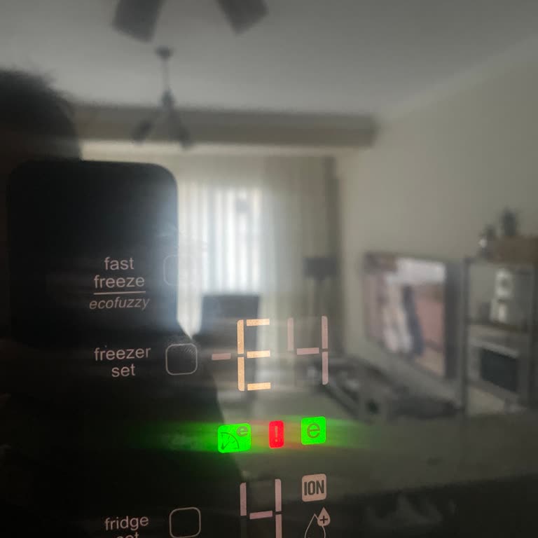 Arızalı Buzdolabı İçin Ödenen Yüksek Ücret Sorunu Çözmedi