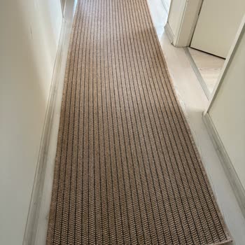 Kusurlu Halı Ve İletişimsiz Müşteri Hizmeti