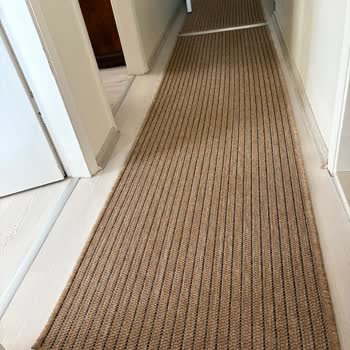 Kusurlu Halı Ve İletişimsiz Müşteri Hizmeti