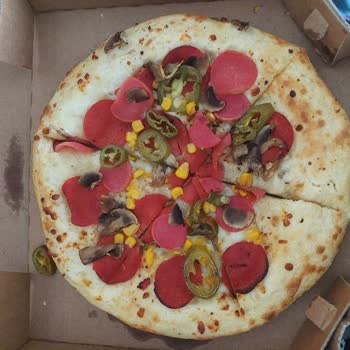 Sipariş Edilen Pizzanın Malzeme Eksikliğiyle Gelmesi Şaşkınlık Yarattı