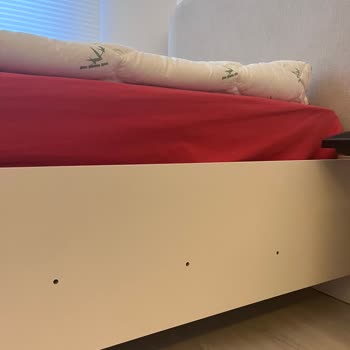 Yanlış Ürün Teslimatı Ve Karyolada Beklenmeyen Delik Sorunu