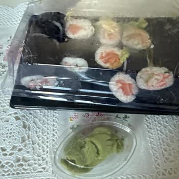 Sake China’dan Aldığım Sushiler Bozuk Geldi!