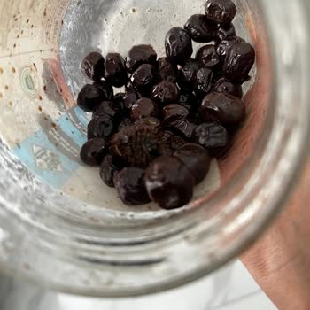 BİM İnci Marka Zeytinde Yabancı Cisim Şoku Yaşadık!