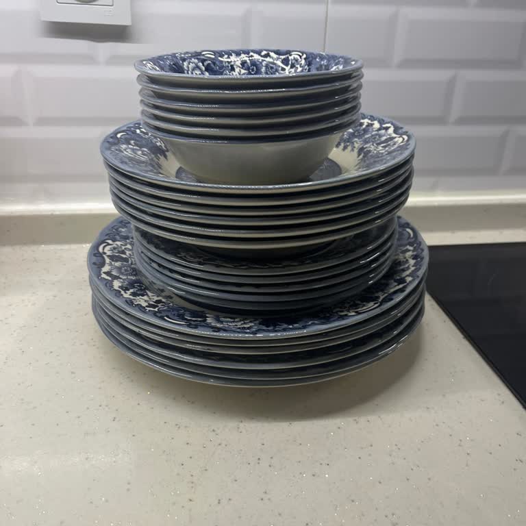 Karaca Züccaciye Yemek Takımı Eksik Geldi