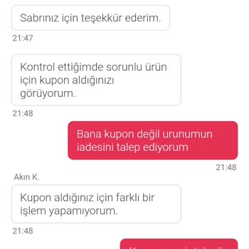 Teslimat Sırasında Parçalanan Pasta Ve Yetersiz Çözüm