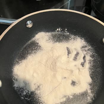 Arı Mama Bebek Mamasında Çıkan Kıl İle Yaşadığım Şok