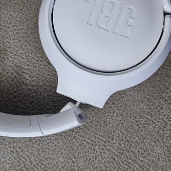 Garantili Kulaklıkta Tekrarlayan Kırılma Ve Teknik Servisten İlgisizlik