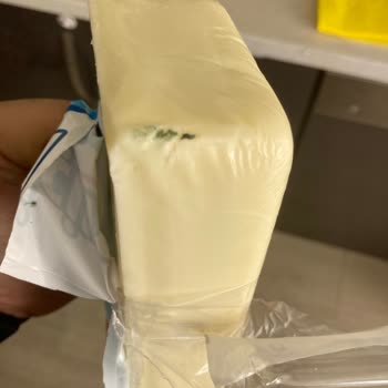 Aldığım Kaşar Peynirlerinin Küflü Çıkması Tekrarlıyor