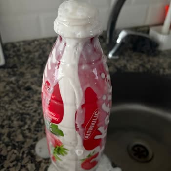 Son Kullanma Tarihi Geçmemiş Kefirin Patlaması Ve Güvenlik Endişesi