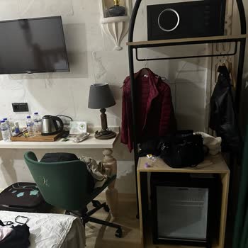 Beklentilerin Çok Altında Kalan Otel Ve Kötü Hizmet Deneyimi