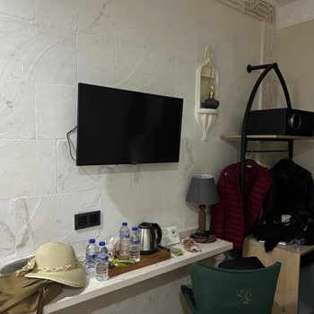 Beklentilerin Çok Altında Kalan Otel Ve Kötü Hizmet Deneyimi