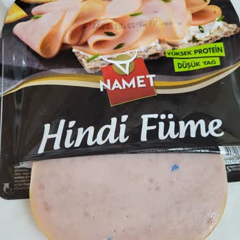 Namet Hindi Füme Ürününde Plastik Parça Şoku: Çocuğumun Sağlığı Tehlikeye Girdi