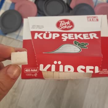 Kapalı Şeker Paketinden Çıkan Kıl Hijyen Endişesi