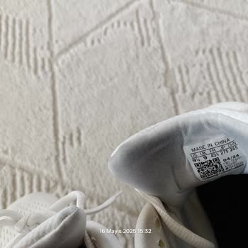 Mavi Jeans Pantolon Renk Attı, Sorumluluk Reddi Ve Mağduriyet