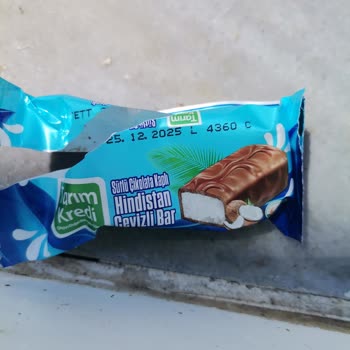 Tarım Kredi Kooperatif Market Çikolatanın İçinden Tel Çıkması ve Kuruluk Sorunu