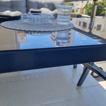 Dayanıksız Ve Kusurlu Balkon Takımı, İlgisiz Servis