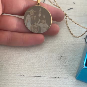 Sipariş Edilen Kolyeler Beklentiyi Karşılamadı Ve İletişim Kurulamıyor