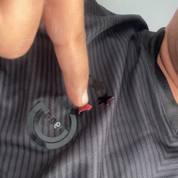 Yeni Sezon GS Store Formasında Logo Sorunu Ve Kalite Hayal Kırıklığı