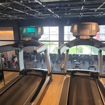 Macfit | İstanbul Avrupa Sürekli Arızalı Yürüme Bantları Ve Yoğunluk Sorunu