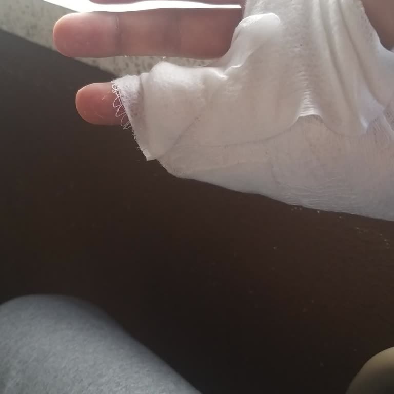 Yardım Talebime Olumsuz Yaklaşan Tavuk Dünyası Personeli