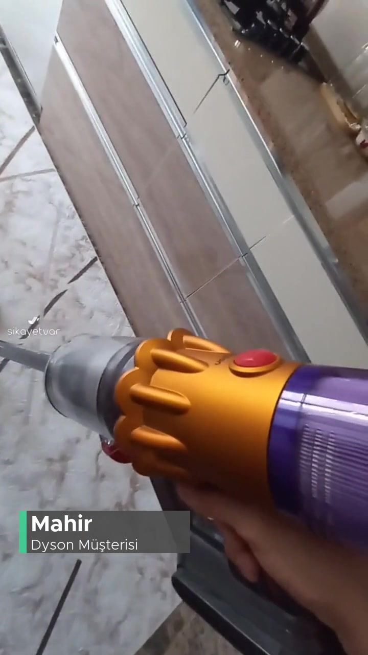 Dyson V12 Kendi Kendine Kapanıyor! videonun kapak resmi