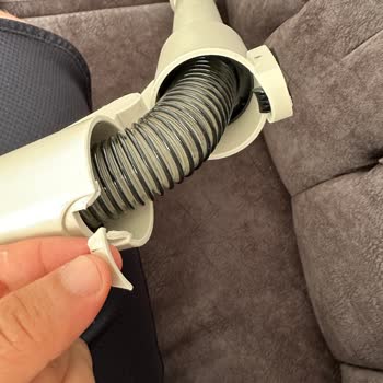 Sinbo SVC-8620 Şarjlı Süpürgede Kırılan Düğme Ve Servis Mağduriyeti