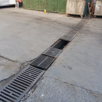 Media Markt Otoparkındaki Açık Mazgal Nedeniyle Oluşan Araç Hasarı Mağduriyeti