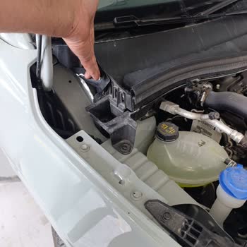 Sıfır Araçta Çözülemeyen Hatalar Ve Yetersiz Servis Deneyimi