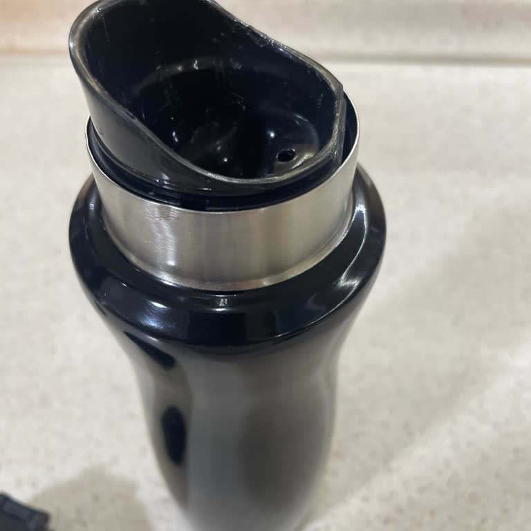 Termos Kapağı Dönmüyor Sıcak Kahveyle Araçta Zor Anlar Yaşadım