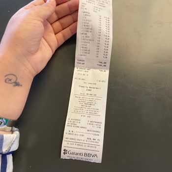 Burger King Arnavutköy Şubesinde İlgisiz Personel Ve Bekletilme Sorunu