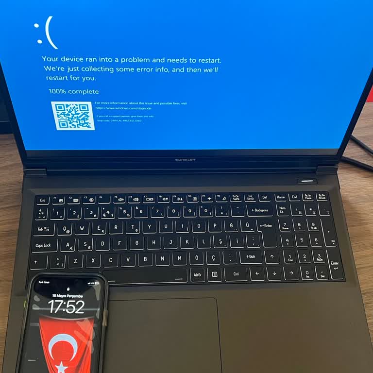 İki Ayda İki Kez Servise Giden Monster Laptopta Devam Eden Mavi Ekran Sorunu Ve İade Talebi