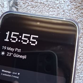 Spigen Türkiye Ekran Koruyucu Sürekli Üstten Açılıyor, Çözüm Bulunamıyor