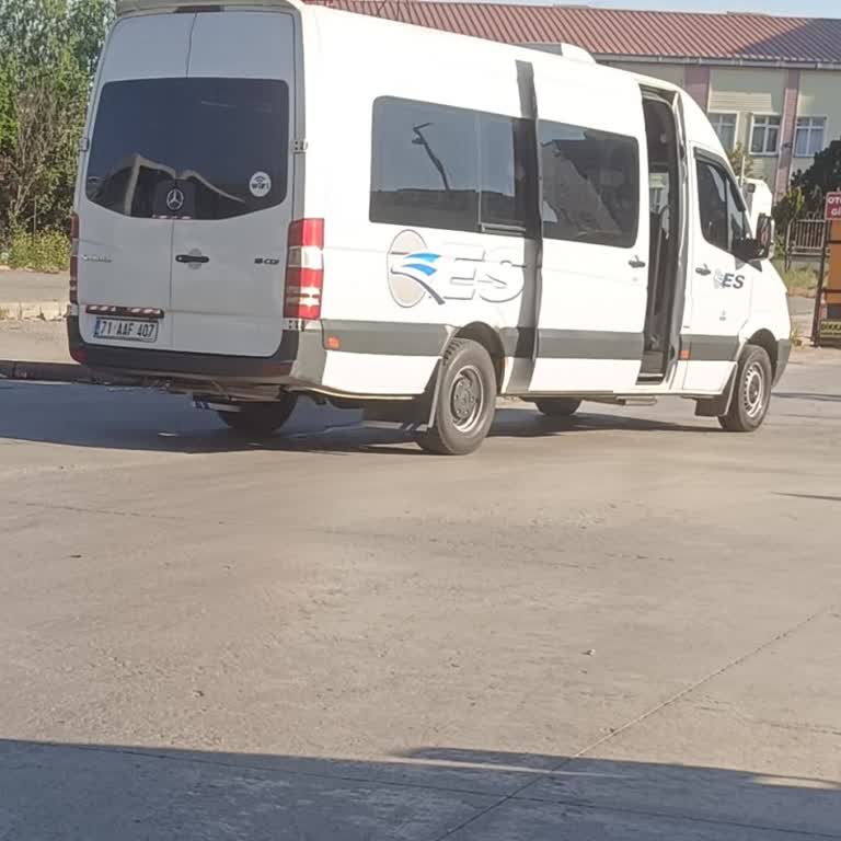 Es Turizm'de Söz Verilen Koltuk Yerine Konforsuz Ve Bakımsız Koltukta Yolculuk