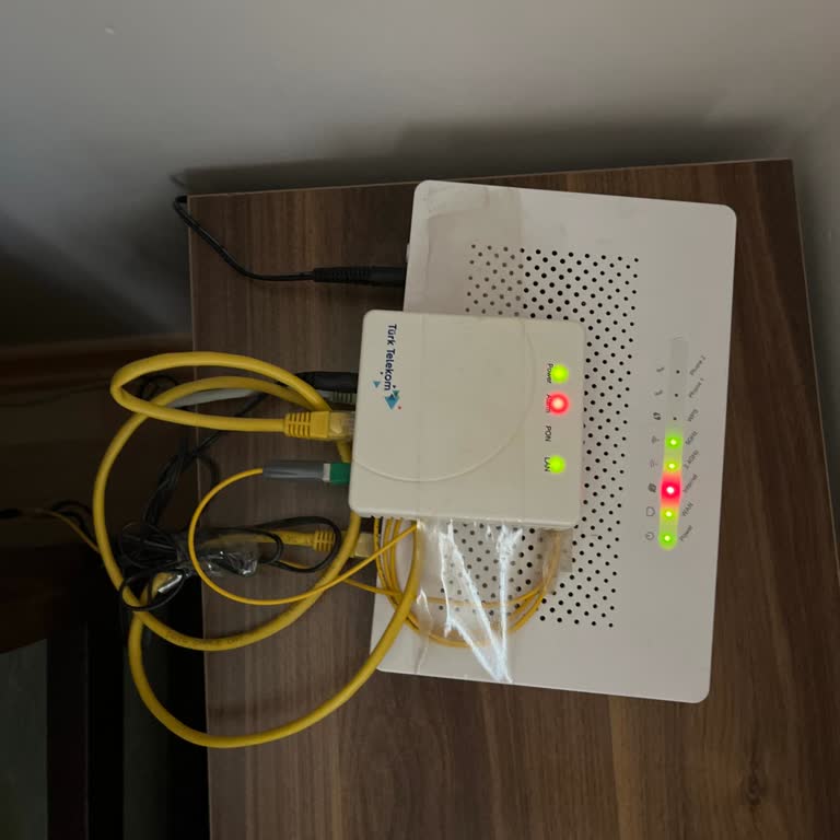 Bir Haftadır Süren İnternet Kesintisi Ve İlgisiz Onarım