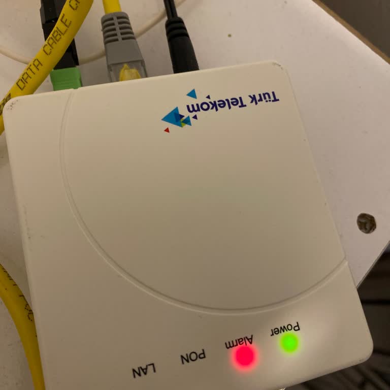 Türk Telekom Bağlanan Modem Çalışmıyor, Sorunlar Çözülmüyor
