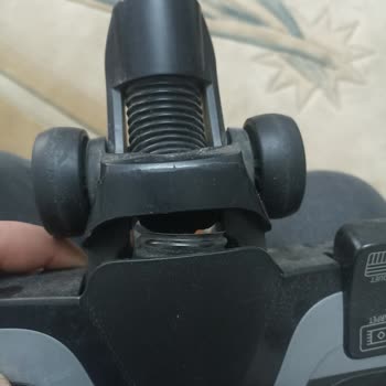 Tefal Süpürge Başlığındaki Hortumun Beklenmedik Şekilde Yırtılması Mağduriyet Yarattı