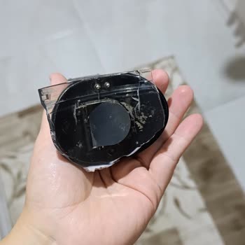 Hediye Elektrikli Süpürgenin Haznesi 7 Ayda Kırıldı Garanti İşe Yaramıyor