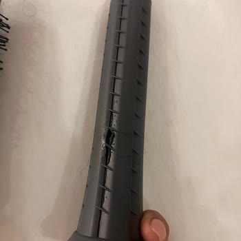 Saç Şekillendirici Cihaz Saç Dökülmesine Ve Arızalara Sebep Oldu