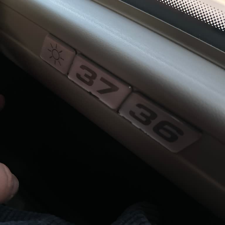 Varan Turizm Kırık Koltuk Nedeniyle Sağlık Sorunu Yaşadım