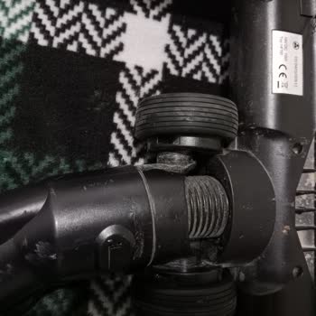 Bosch Dikey Süpürgede Sürekli Kırılan Başlık Ve Servis Ücreti Sorunu