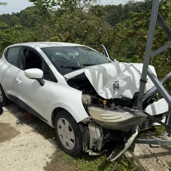 Düşük Hızda Ciddi Kaza Sonrası Airbag Açmayan Renault Clio Güvenlik Sorunu