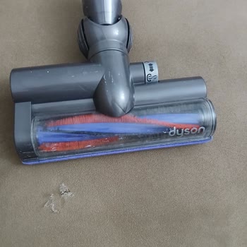 Dyson Süpürge Başlığı 2 Aydır Temin Edilmiyor, Çözüm Sunulmuyor