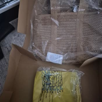 Siparişim Eksik Ve Hasarlı Geldi, Müşteri Hizmetleri İlgisiz