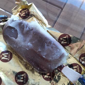 Bozuk Ve Kötü Kokulu Magnum Dondurma Deneyimi