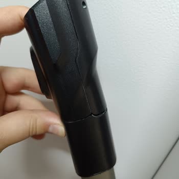 Philips 8000 Serisi Dik Süpürgede Bağlantı Yeri Sorunu Ve Kullanıcı Şikayetleri