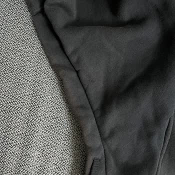 Nike Mağazasından Alınan Çocuk Sweat Kısa Sürede Renk Soldu Ve İade Reddedildi
